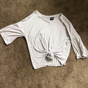 Quarter sleeve ribbed tie top